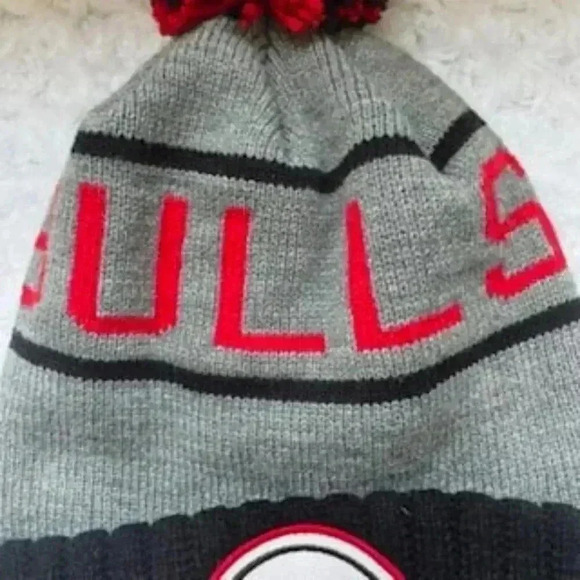 NBA Chicago Bulls Basketball‎ Beanie Black And Gray Hat - Picture 2 of 10